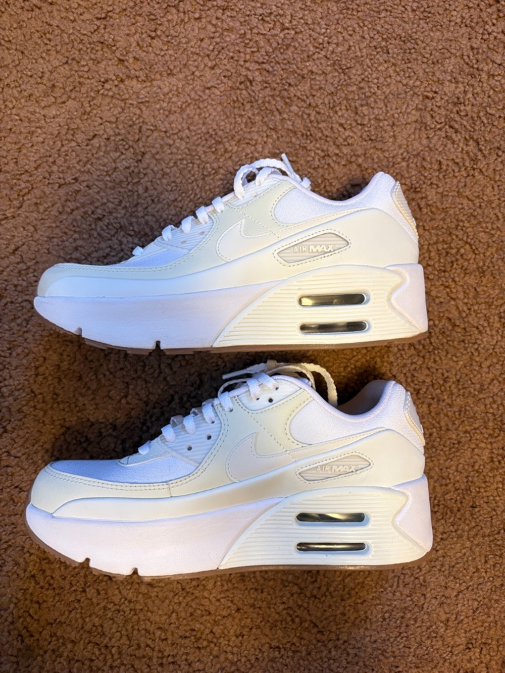 NWT! Nike Air Max 90 LV8 Sneakers - Picture 5 of 10